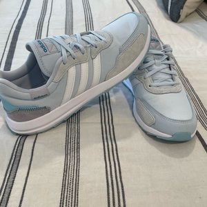 Adidas Retrorun Sneakers